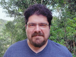 Víktor Waewell, autor de literatura Brasileira Contemporânea, especializado em ficção histórica.